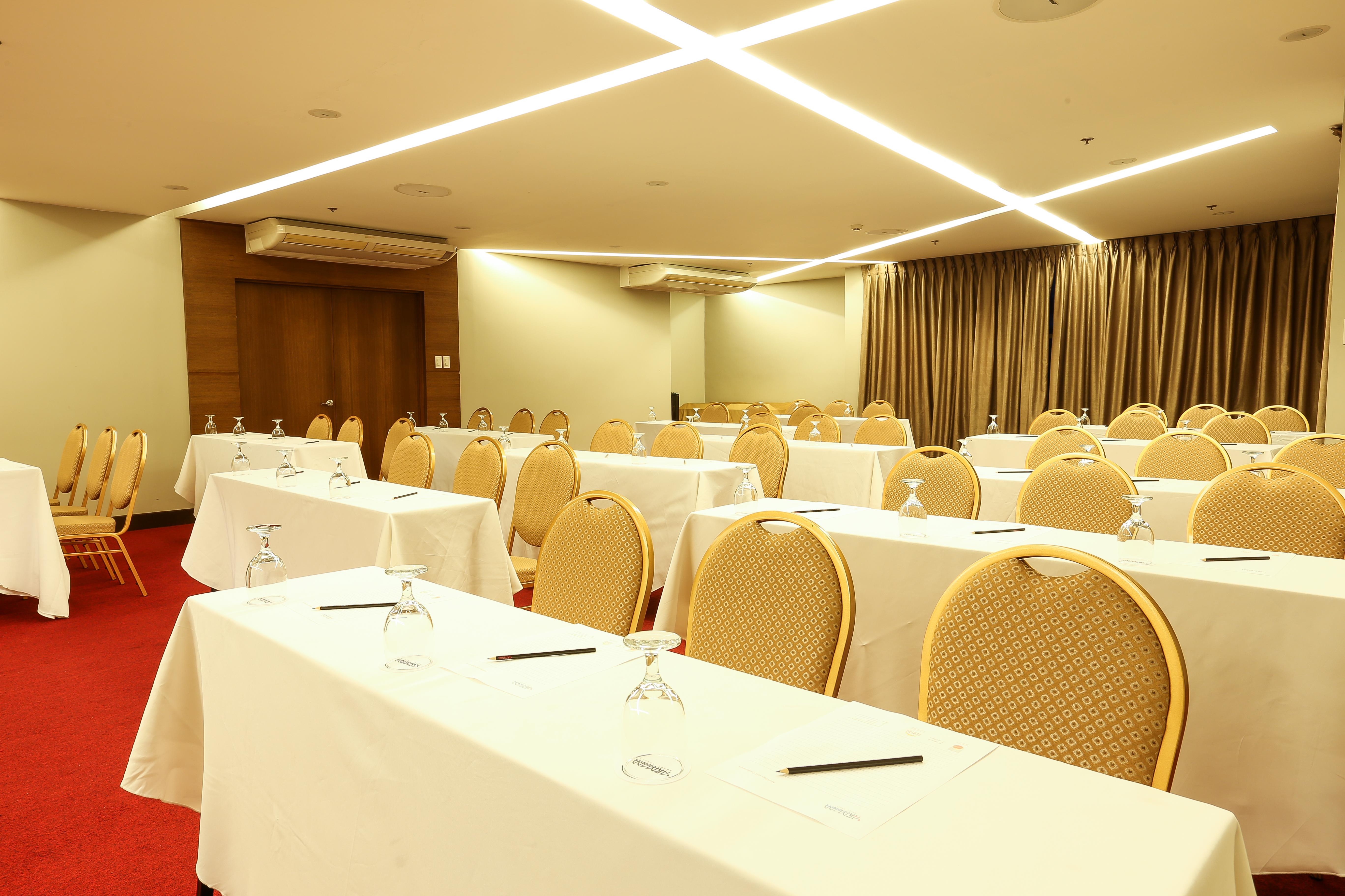 Armada Hotel מנילה מראה חיצוני תמונה