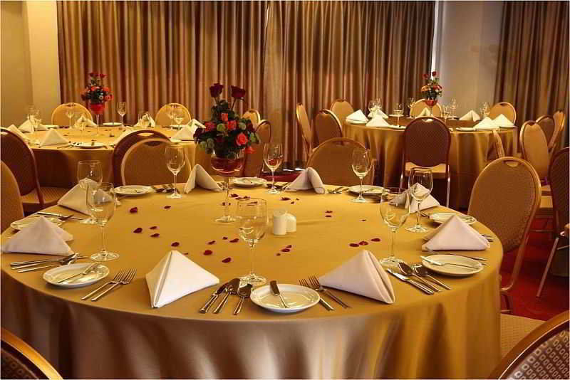 Armada Hotel מנילה מראה חיצוני תמונה